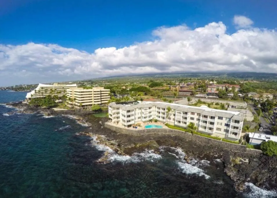 Image 2 of Oceanfront Condo Stunning Views and Pool – Hale Kona Kai 407 by Casago Kona