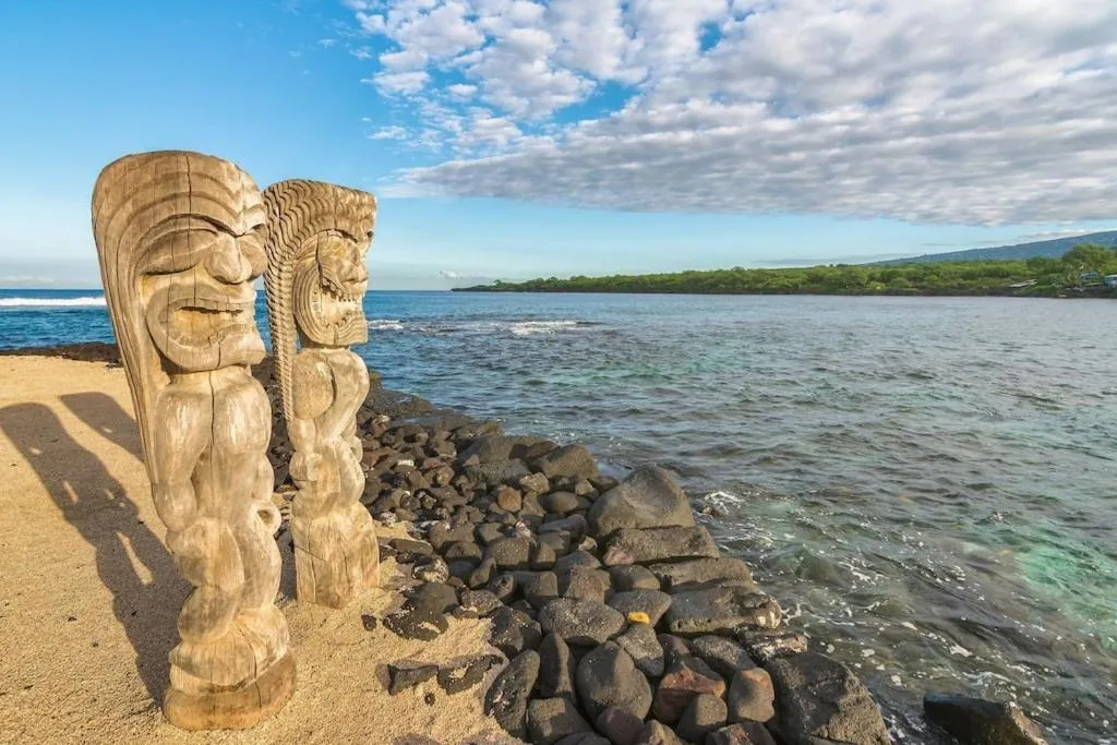 Image 1 of Oceanfront Condo & Walking Distance to Beach and Town- Hale Kona Kai 207 by Casago Kona
