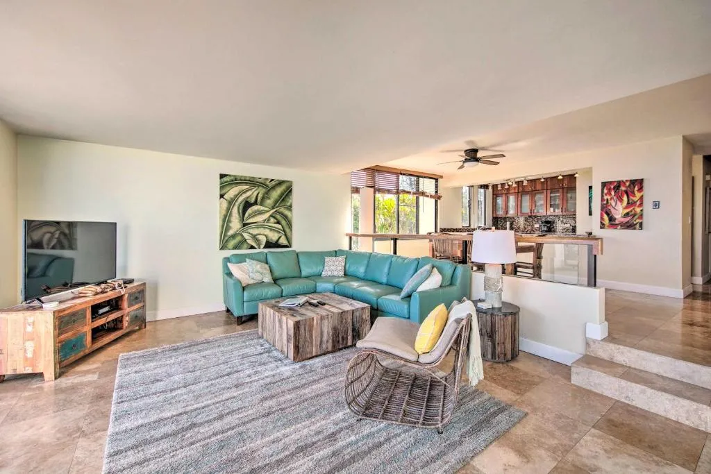 Image of Oceanfront Condo with 2 Lanais, Walk to Beach!