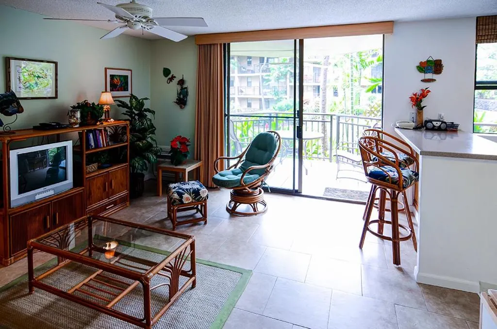 Image 4 of Oceanview Kailua-Kona Condo with Private Balcony!