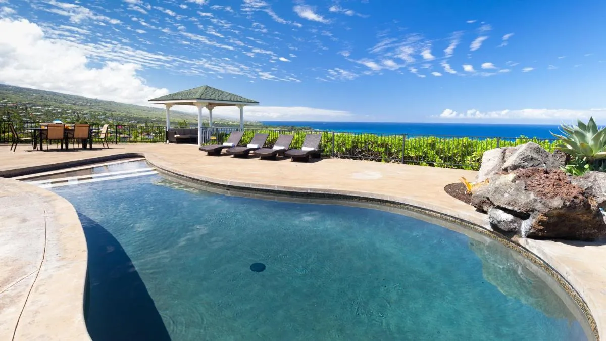 Image 2 of PACIFIC VISTA RETREAT Stunning 5BR Home Overlooking Ocean Privacy and Pool