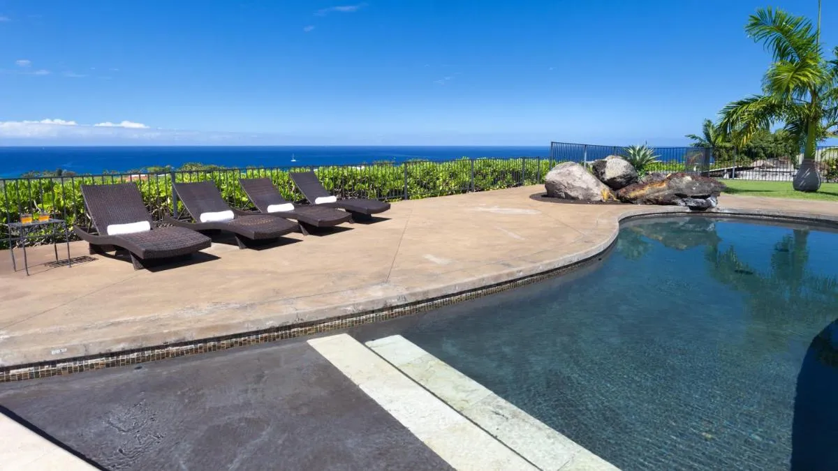 Image 3 of PACIFIC VISTA RETREAT Stunning 5BR Home Overlooking Ocean Privacy and Pool