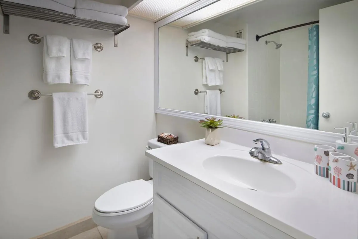 Image 5 of PRIME Location – Waikiki Full Kitchen& Laundry