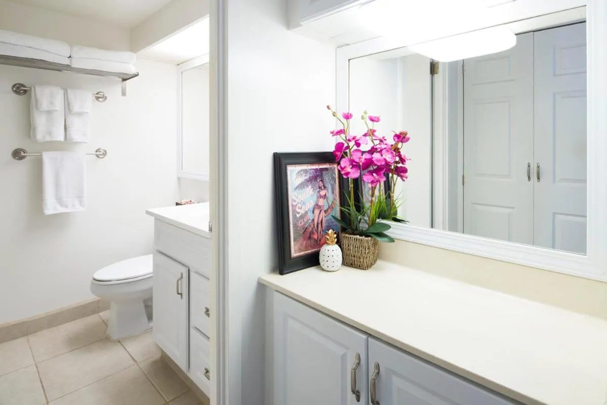 Image 6 of PRIME Location – Waikiki Full Kitchen& Laundry