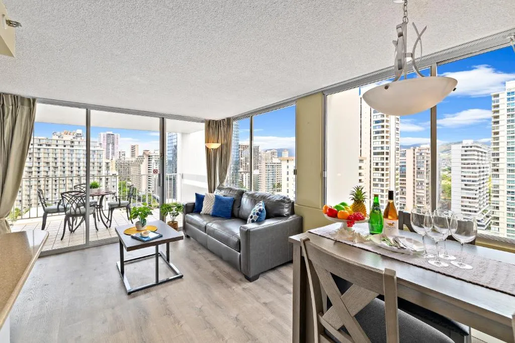 Image of Pacific Monarch – 1 BR – Ocean and City Views!