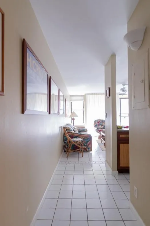 Image 3 of Primrose Condo