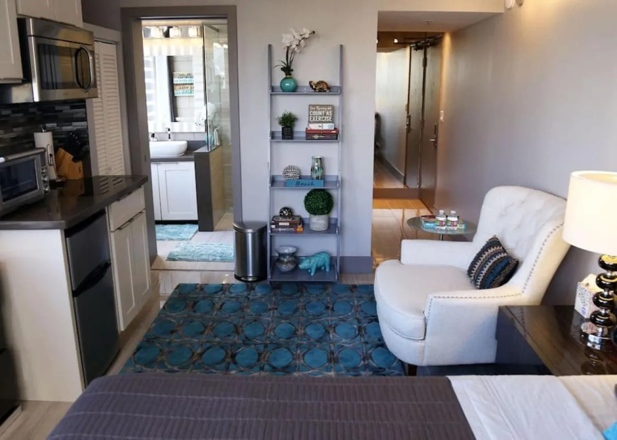 Image 3 of Private Modern Luxury Studio Waikiki
