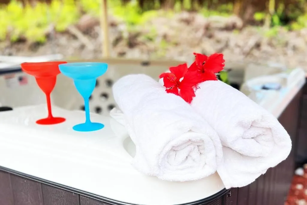 Image 2 of Private Tiki Hut Resort Style SPA and Retreat
