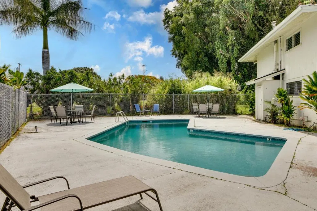Image of Quaint Hilo Vacation Rental with Community Pool!