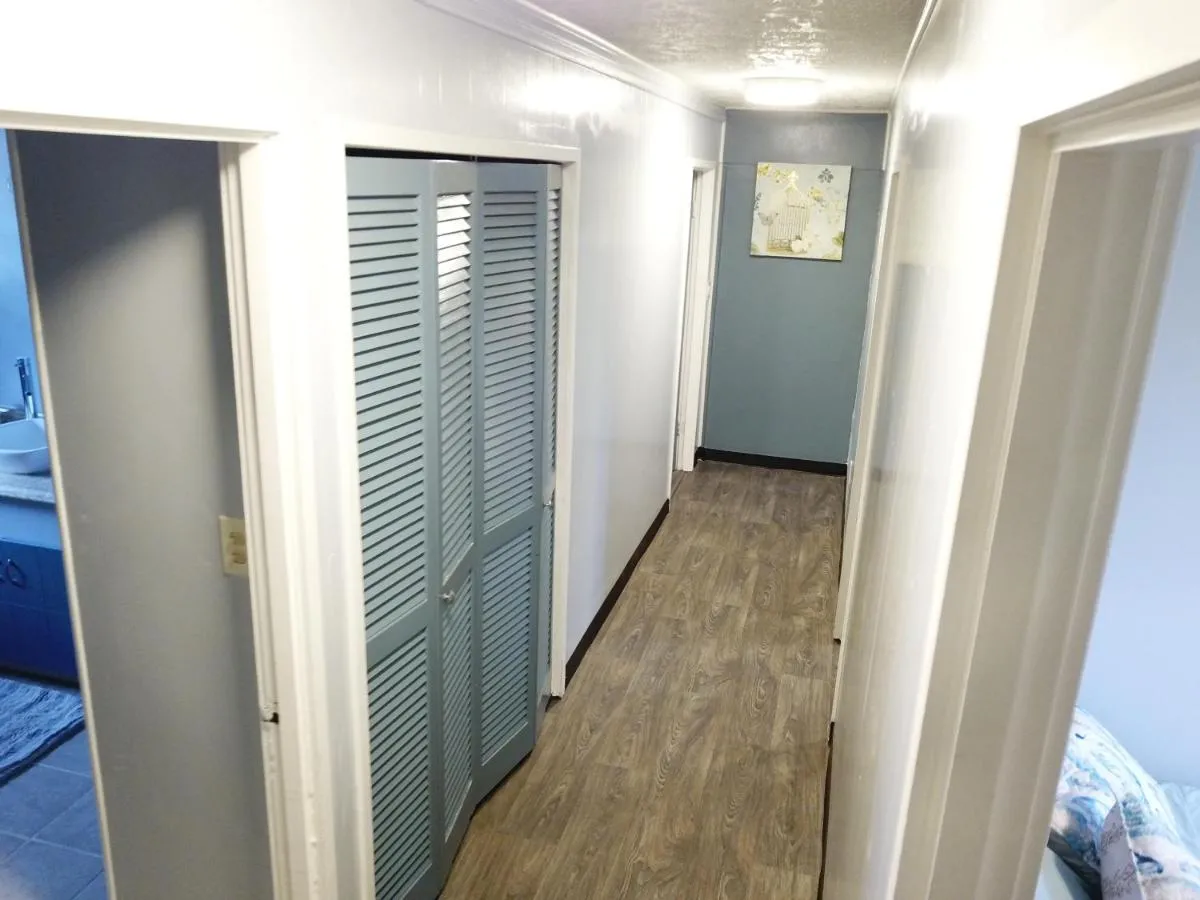 Image 4 of Rainbow Ohana, unit 2