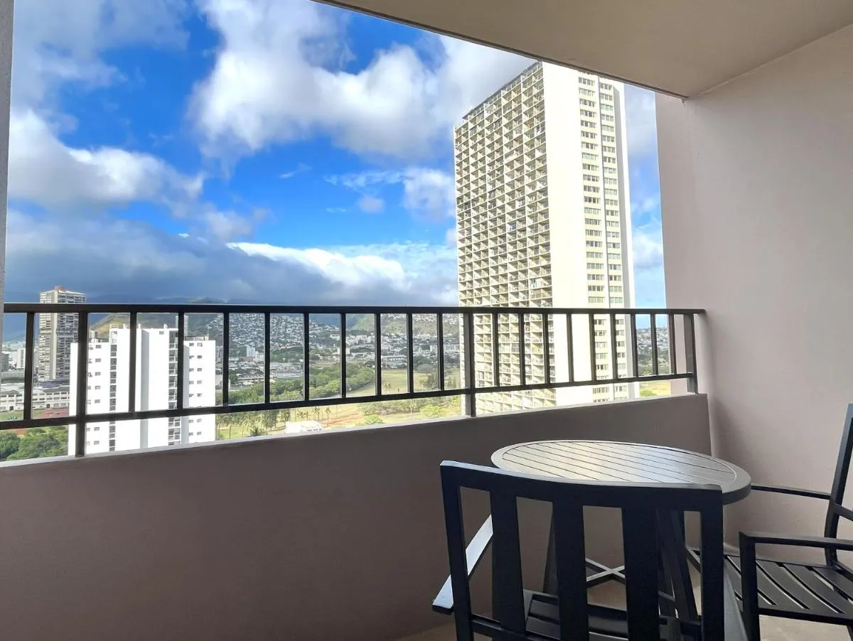 Image 3 of Royal Kuhio 1702 – Spacious Studio with Stunning Mountain City Views in the Heart of Waikiki!