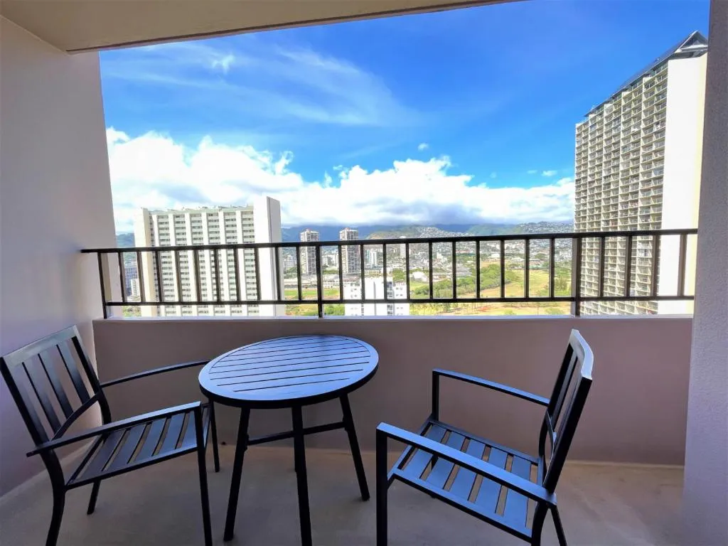 Image of Royal Kuhio 2304 – Spacious Studio with Stunning Mountain Views In the Heart of Waikiki!