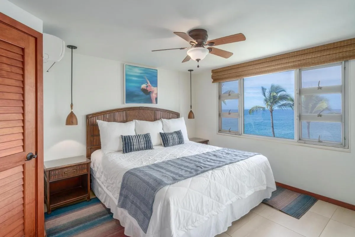 Image 2 of Royal Mauian 615