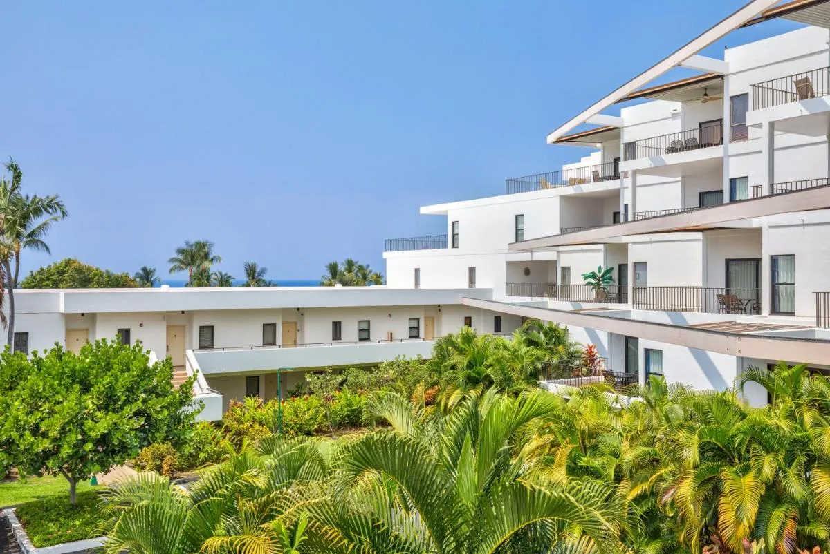 Image 2 of Royal Sea Cliff Kona by OUTRIGGER – Select Your Unit
