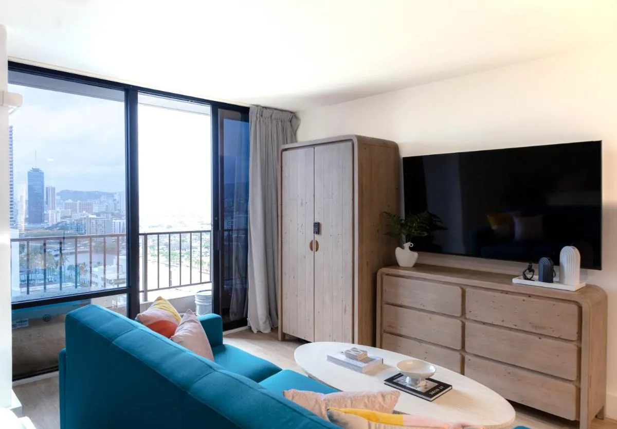 Image 3 of S&N Lux Suite-Free Parking-King Bed-Kitchen-WiFi