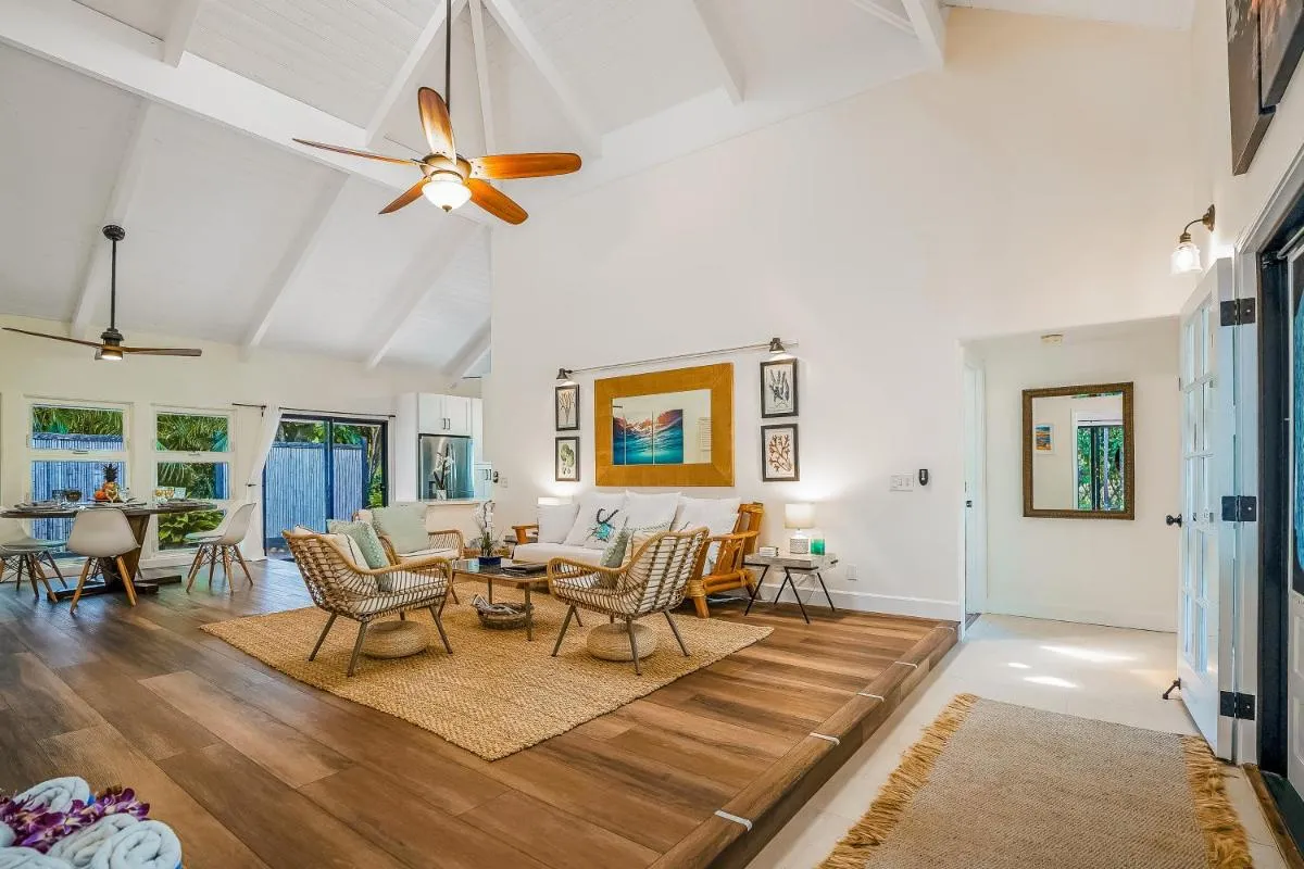 Image 2 of Sea Turtle Cottage