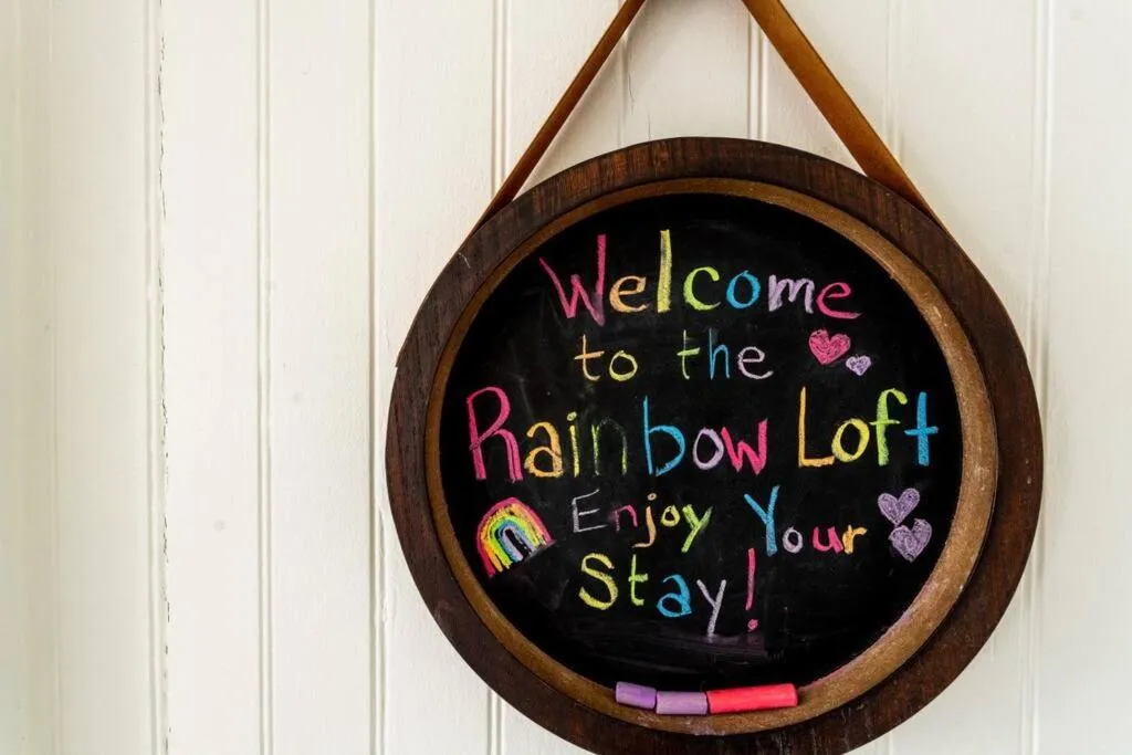 Image 1 of Somewhere over the Rainbow Loft with AC Hilo