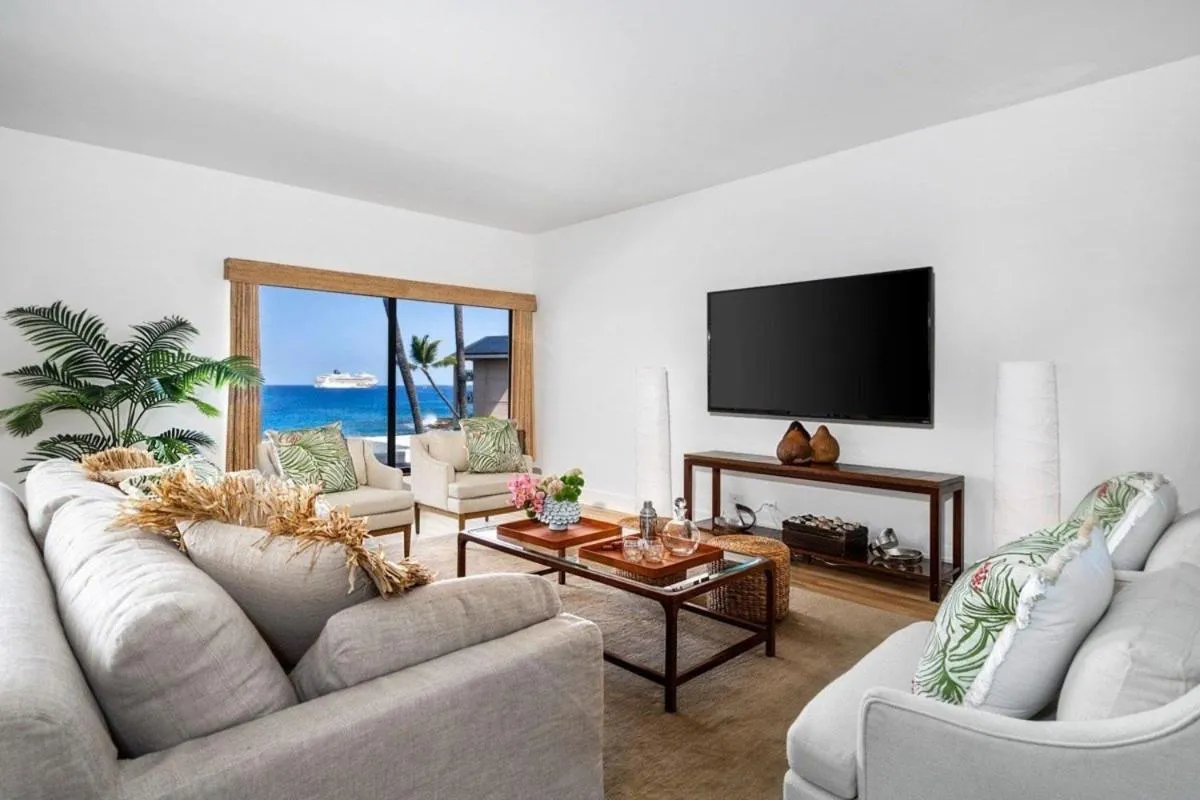 Image 3 of Spectacular Oceanfront Royal Sea Cliff 209 by Casago Kona