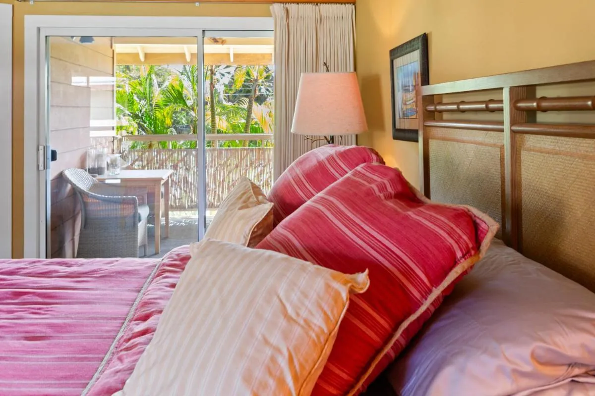 Image 4 of Studio Boutique Resort Across from Beach