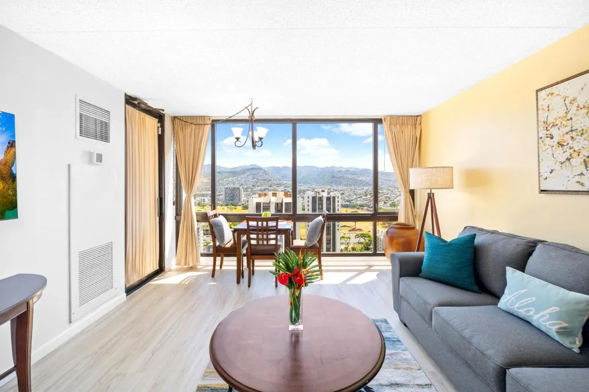 Image 6 of Stunning Mountain View Condo, Near Beach with Parking