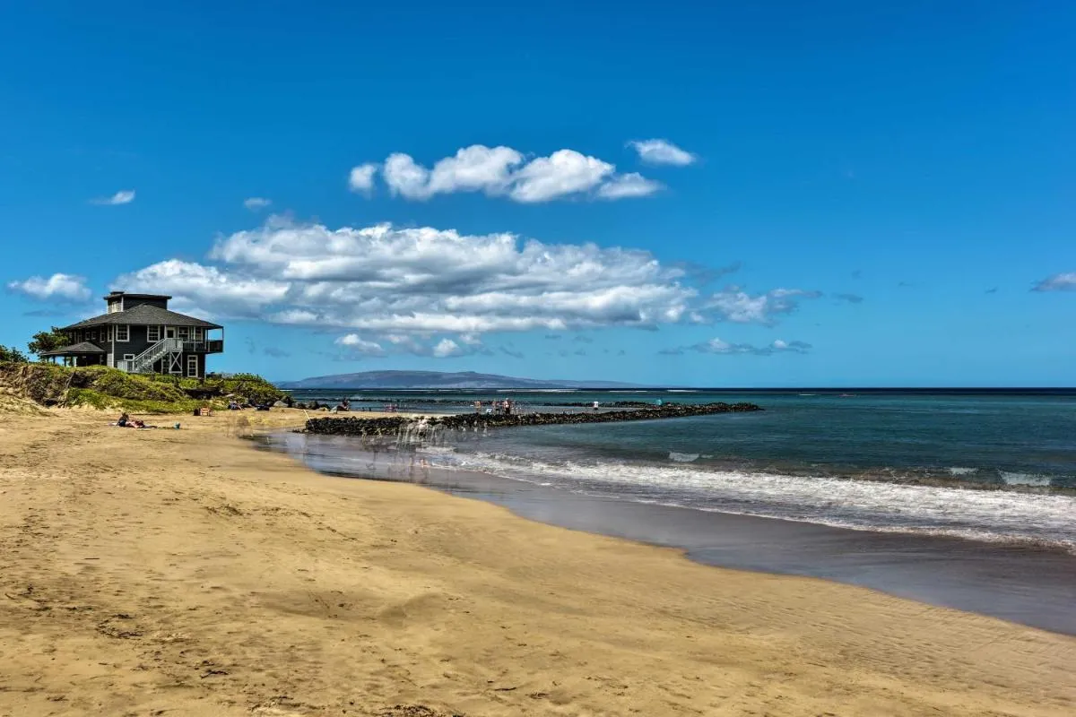 Image 2 of Stunning South Maui Condo with Lanai by Beach!
