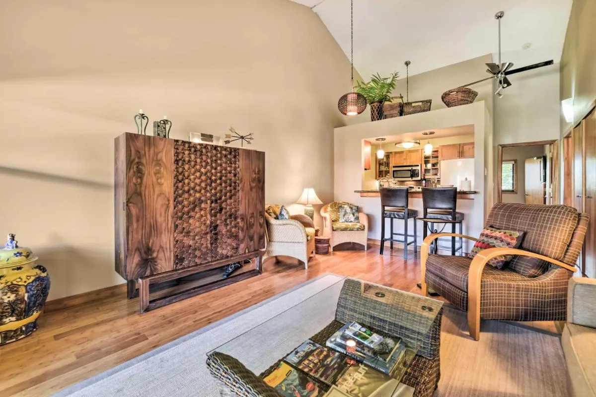 Image 5 of Stunning South Maui Condo with Lanai by Beach!