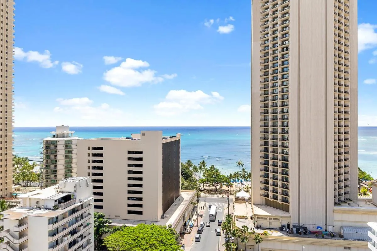Image 4 of Stylish 1-BR Condo with Breathtaking Ocean Views