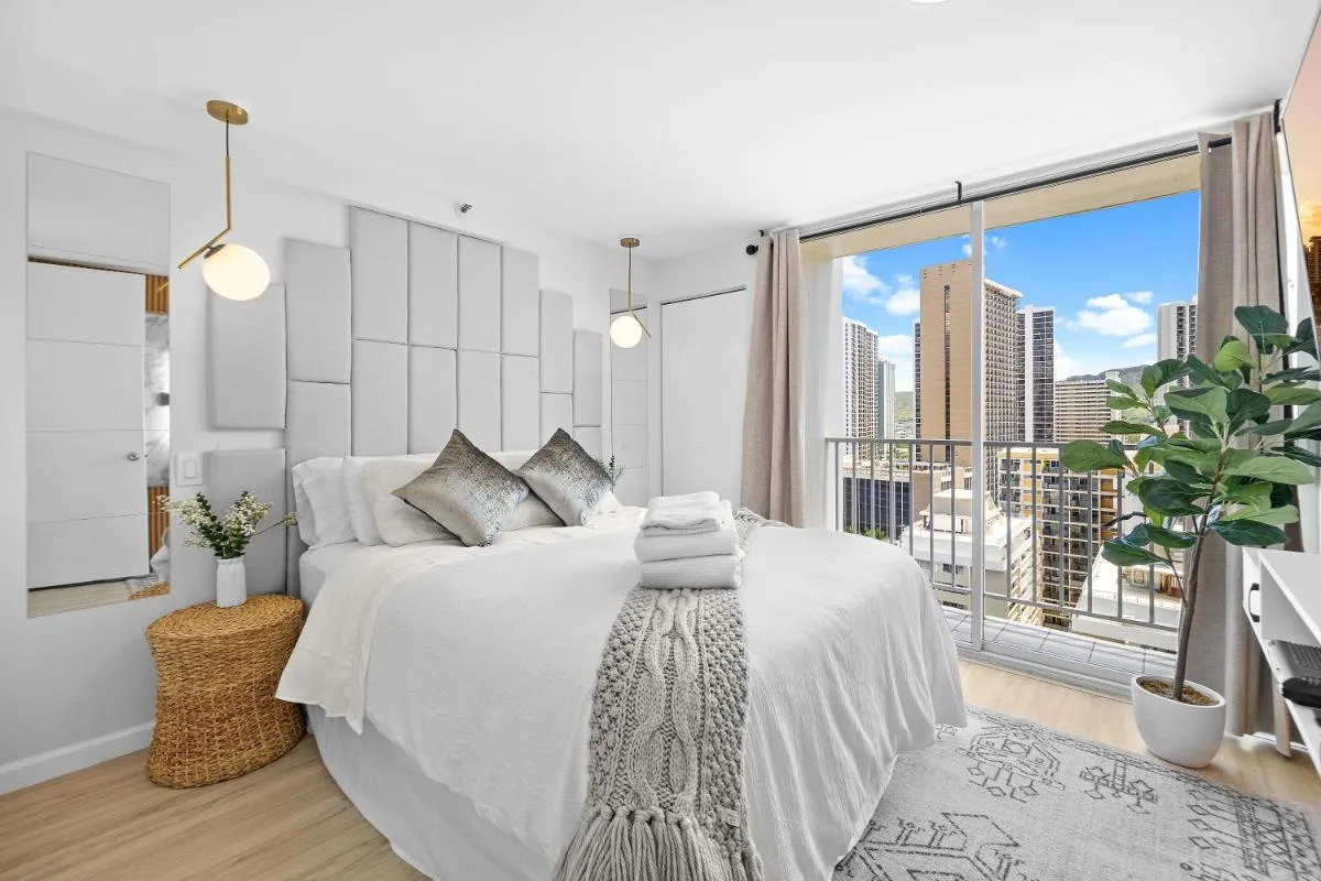 Image 1 of Stylish 1-BR Condo with Breathtaking Ocean Views