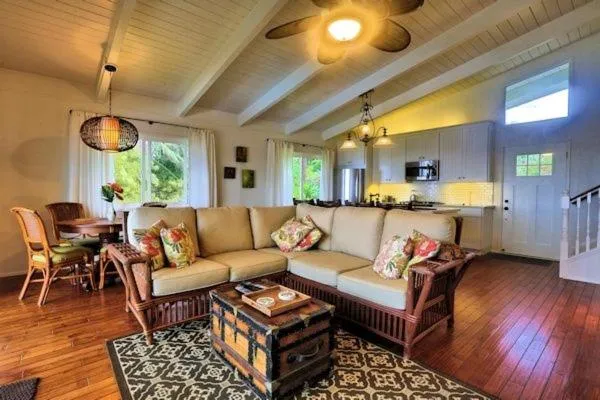 Image 4 of THE JEWEL BOX home