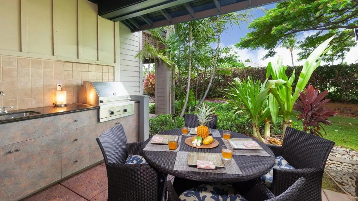 Image 2 of THE OASIS AT KULALANI Lovely 3BR Oasis in Kulalani Closest to Pool Complex