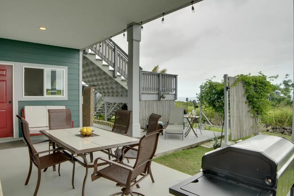 Image of The Aloha Green House Retreat with Ocean Views!