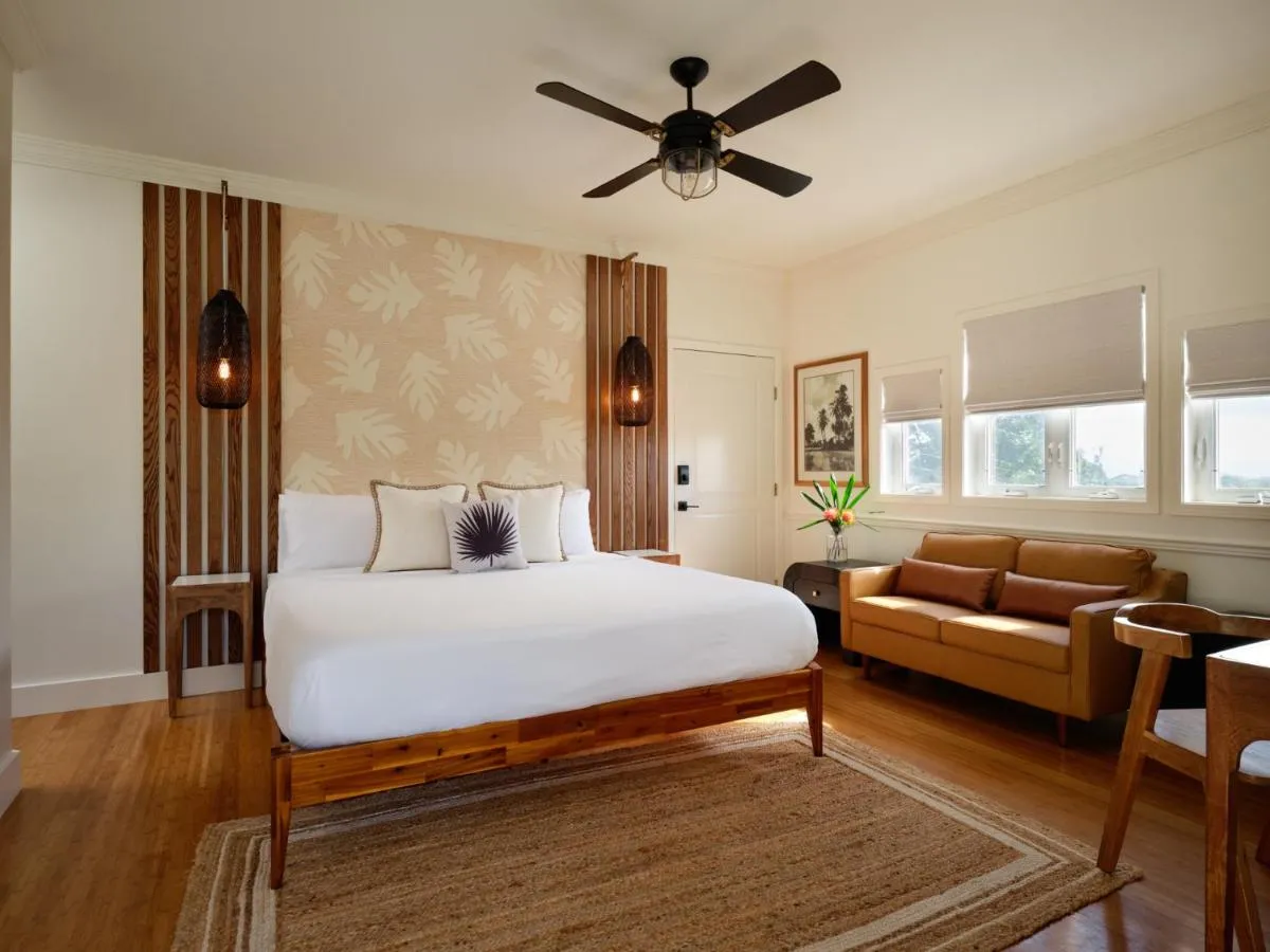 Image 1 of The Historic Wailuku Inn Maui