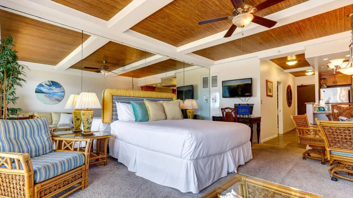 Image 3 of The Whaler Resort: Suite 515~Studio with Stunning Center Courtyard & Ocean Views