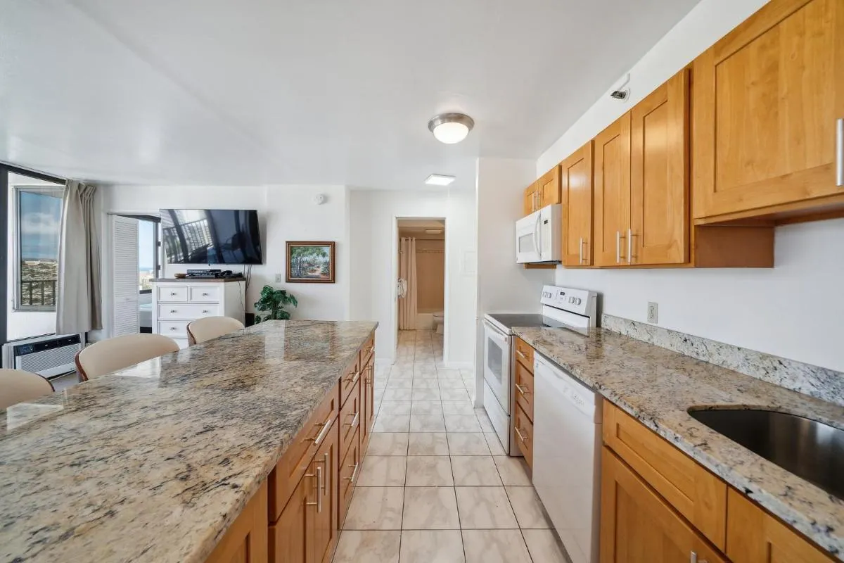 Image 4 of Tower 1 Suite 3007 condo