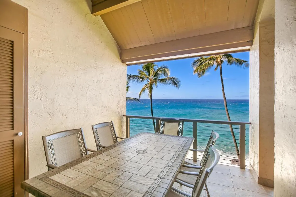 Image 5 of Unique Oceanfront Condo with AC- Alekona Kauai
