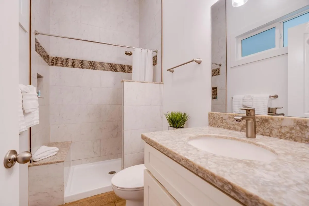 Image 2 of Unit 10 Maui Ohana Modern Studio