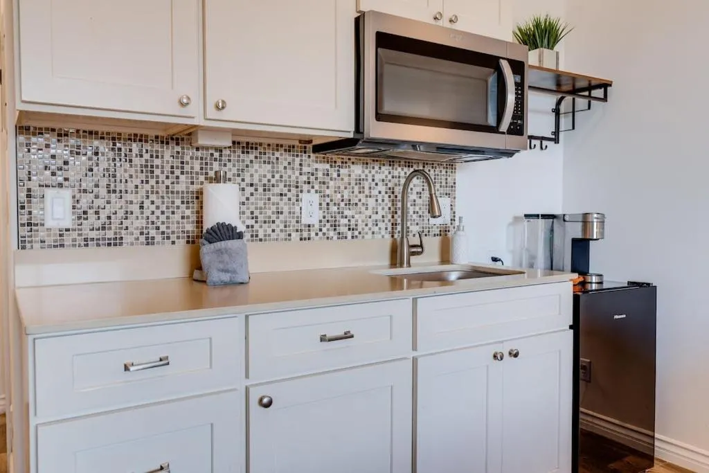 Image 4 of Unit 13 Maui Ohana Modern Studio