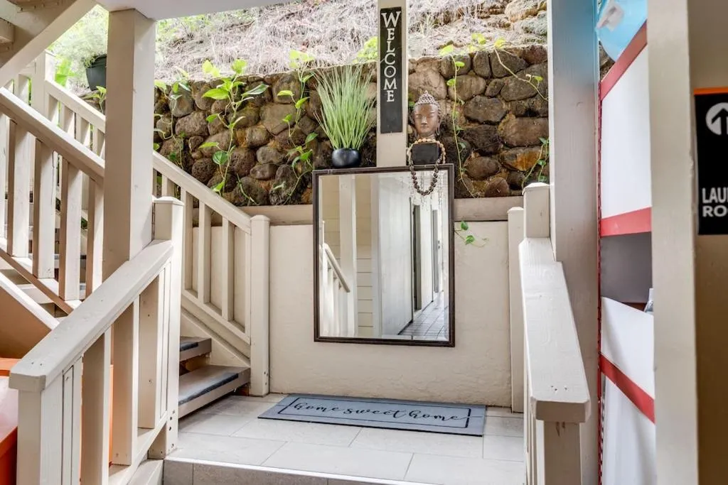 Image 4 of Unit 2 Maui Ohana Modern Studio