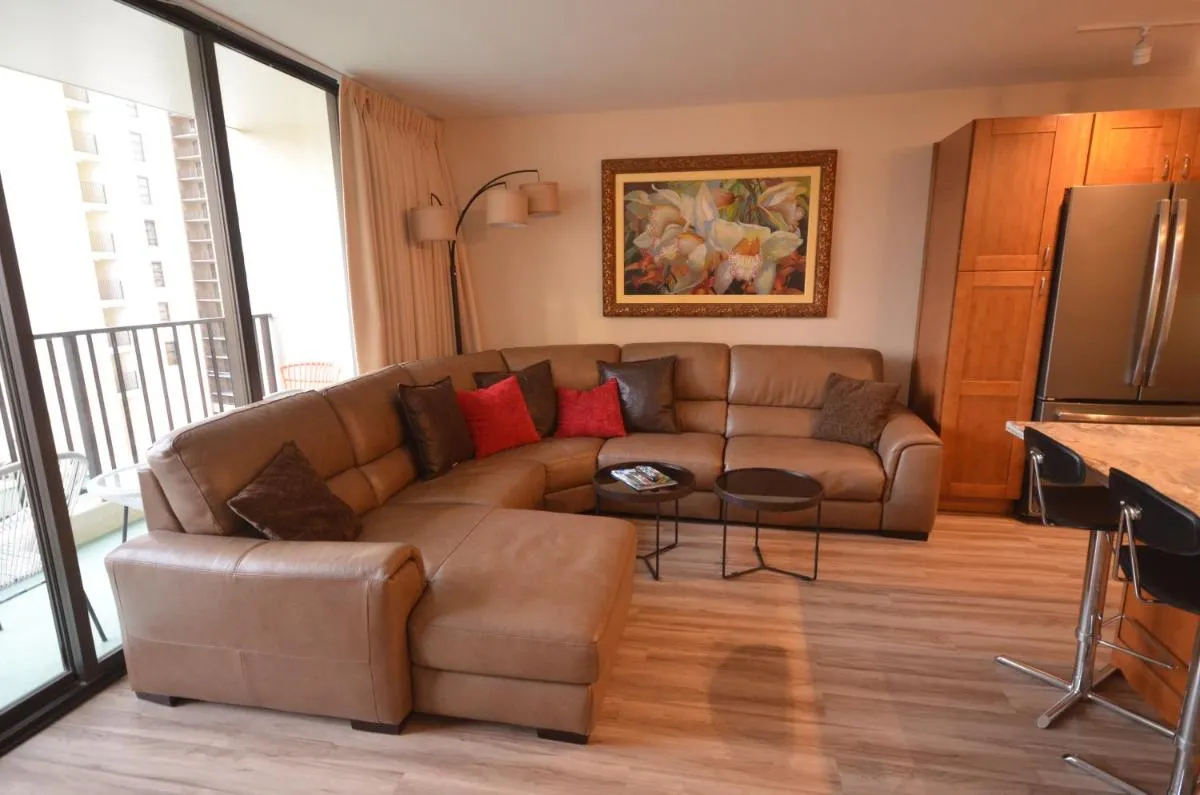 Image 3 of Waikiki Banyan 912 Your Luxurious Escape to Paradise