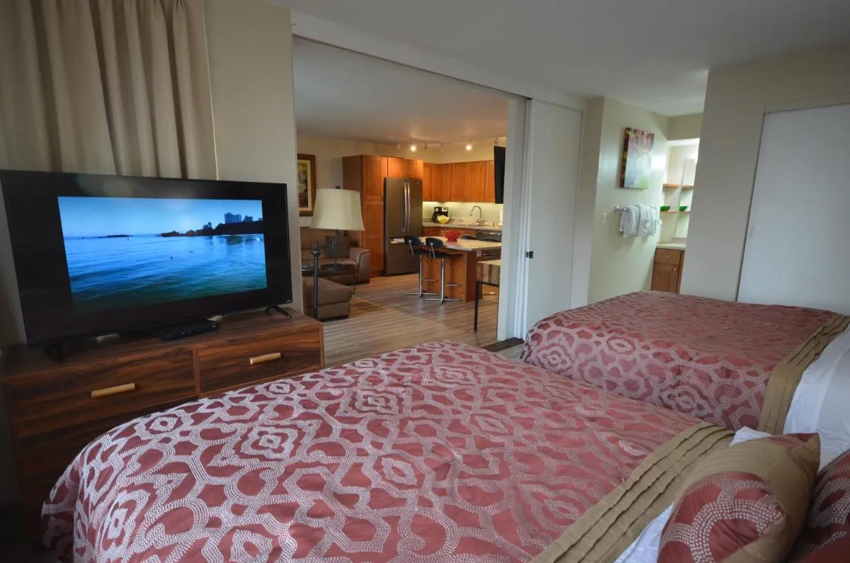 Image 4 of Waikiki Banyan 912 Your Luxurious Escape to Paradise