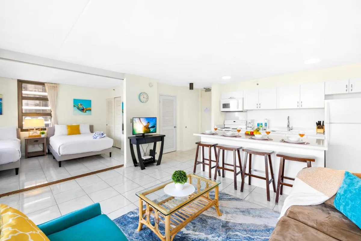 Image 6 of Waikiki Banyan Oasis with Partial Ocean View, 1-Block to Beach, Free Parking