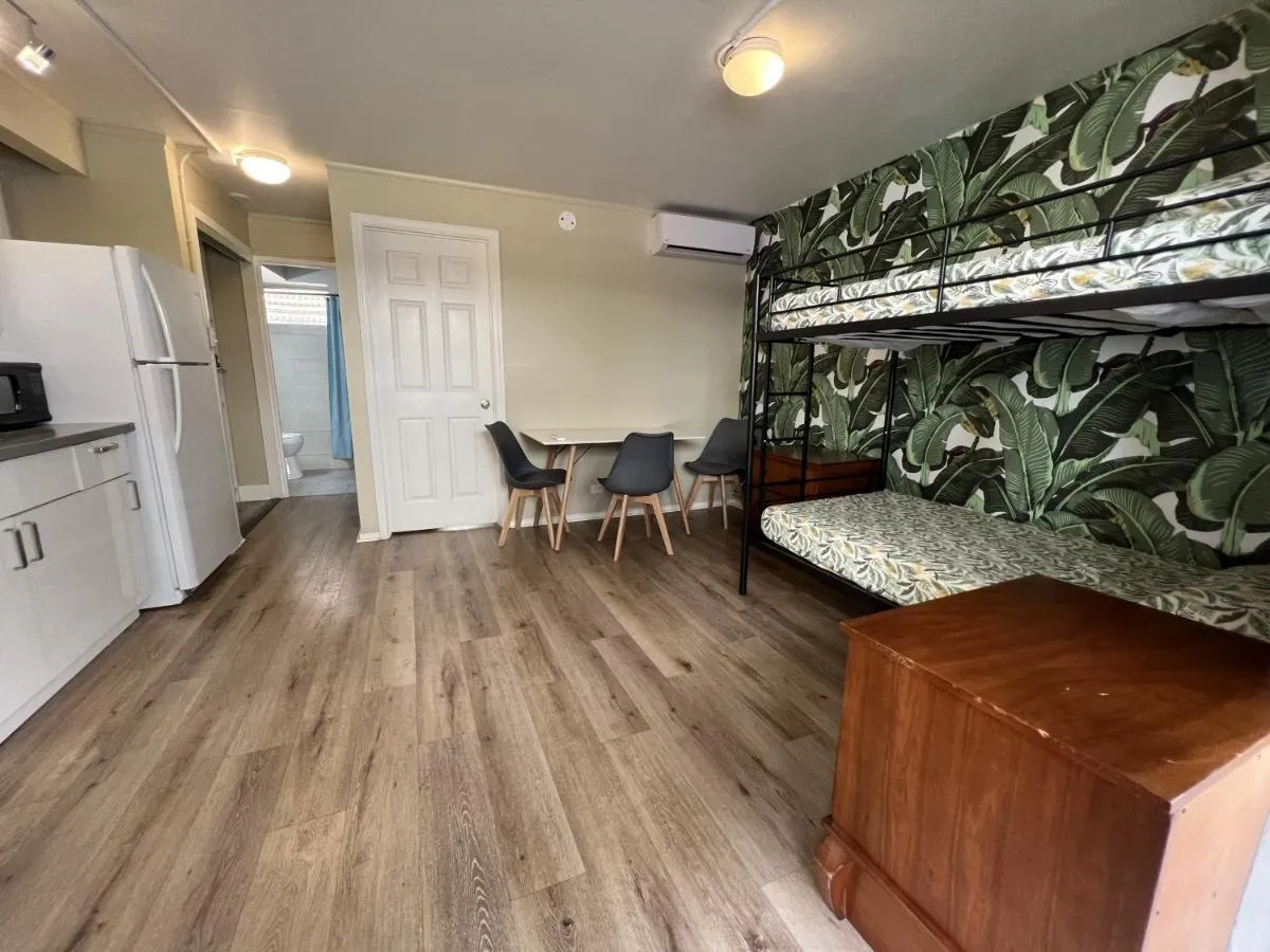 Image 5 of Waikiki Beachside Hostel