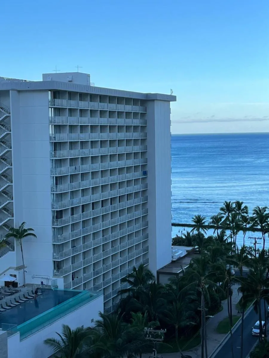 Image 4 of Waikiki Condo 2 Bedrooms 2 Bathrooms with 1 free parking space