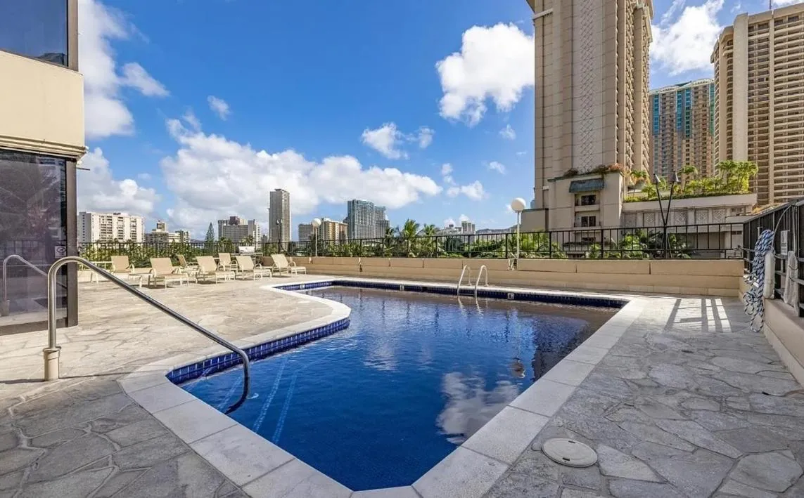 Image 4 of Waikiki Palms in Paradise apts