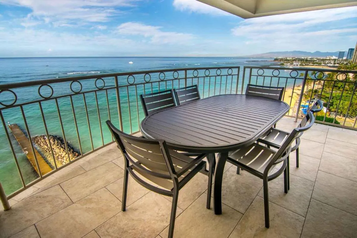 Image 3 of Waikiki Shore by OUTRIGGER – Select Your Unit