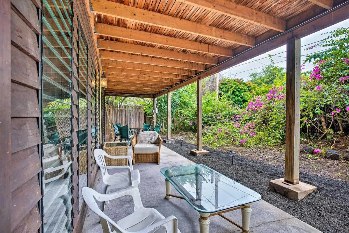 Image 2 of Walk to Turtle Beach from Kailua-Kona Apt!