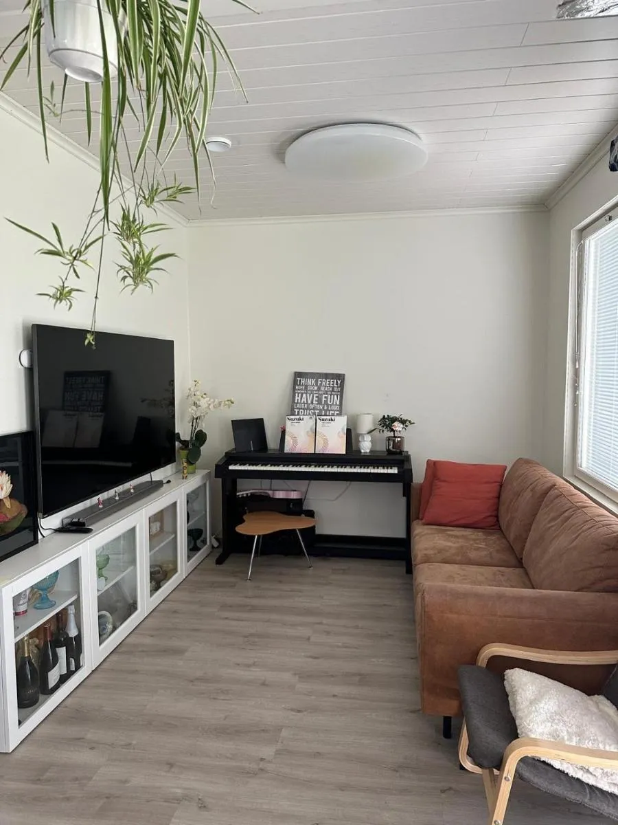 Image 6 of 100m2 moderni paritalo omalla pihalla Helsingissa