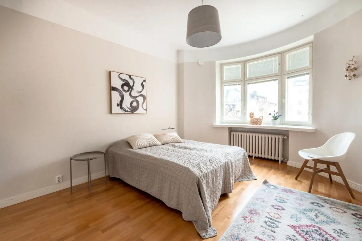 Image 6 of 2ndhomes 117 m2 Bright Top Floor 3 Bedroom Apartment with Sauna in Helsinki Center