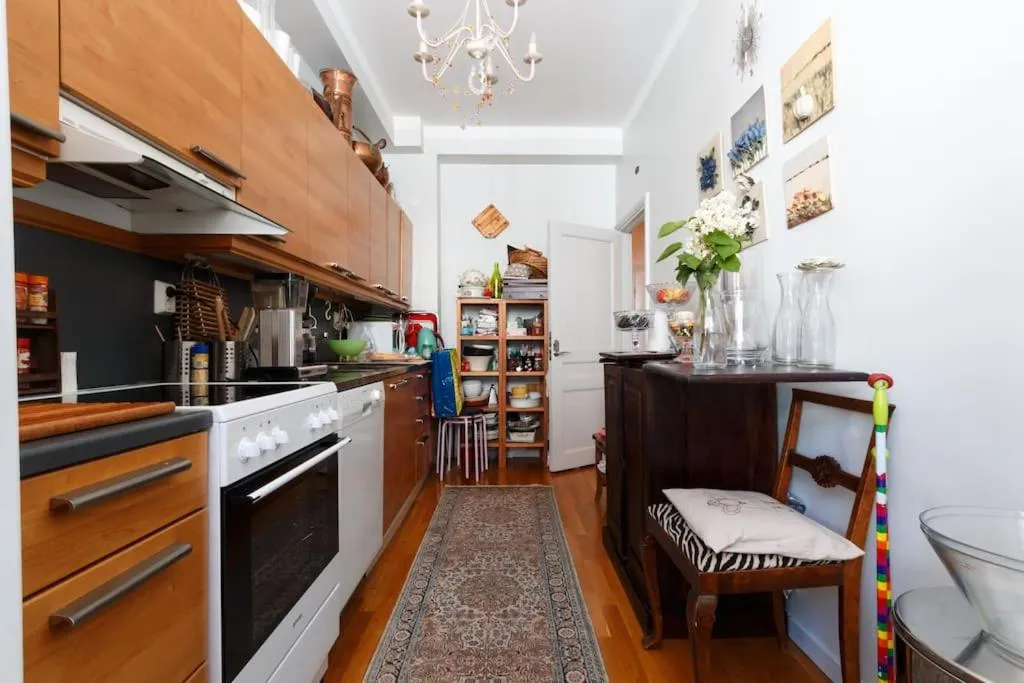 Image 2 of 3 Lovely rooms in Helsinki center.