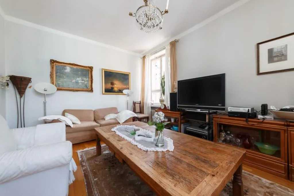 Image 4 of 3 Lovely rooms in Helsinki center.